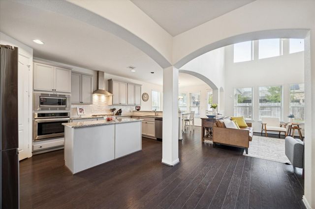 2423 Flowering Brook Lane, Sugar Land, TX 77479