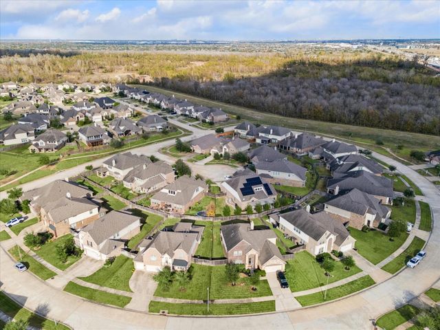 2423 Flowering Brook Lane, Sugar Land, TX 77479