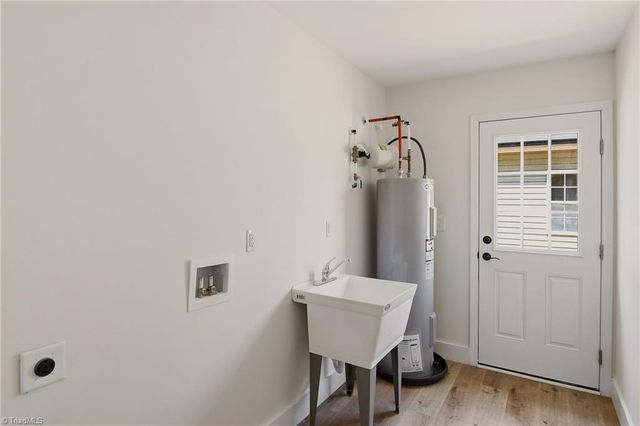 418 Bristol Street, Lexington, NC 27292