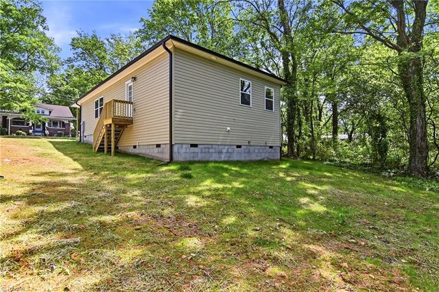 418 Bristol Street, Lexington, NC 27292