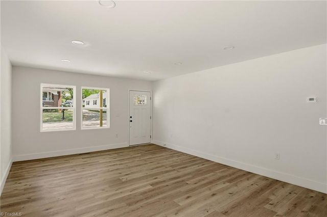 418 Bristol Street, Lexington, NC 27292