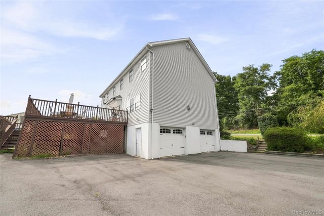 121 Conklingtown Road, Chester, NY 10918