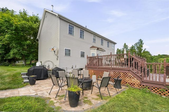 121 Conklingtown Road, Chester, NY 10918