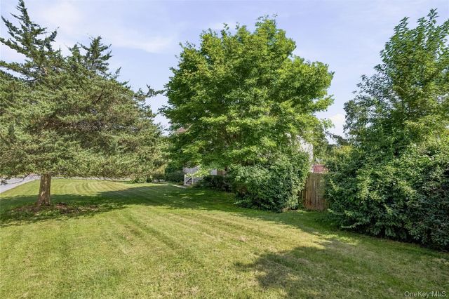 121 Conklingtown Road, Chester, NY 10918