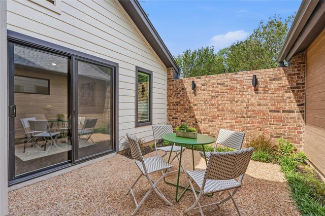 7413 Lakewood DR, Austin, TX 78750