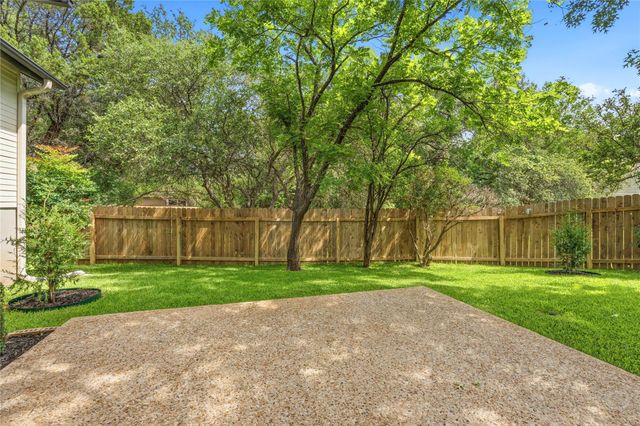 7413 Lakewood DR, Austin, TX 78750