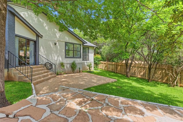 7413 Lakewood DR, Austin, TX 78750