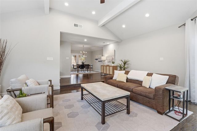 7413 Lakewood DR, Austin, TX 78750