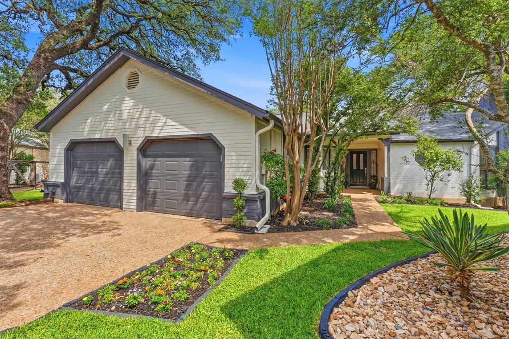 7413 Lakewood DR, Austin, TX 78750