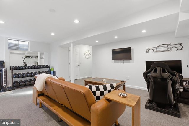 101 COTTAGE GROVE DR, Pasadena, MD 21122