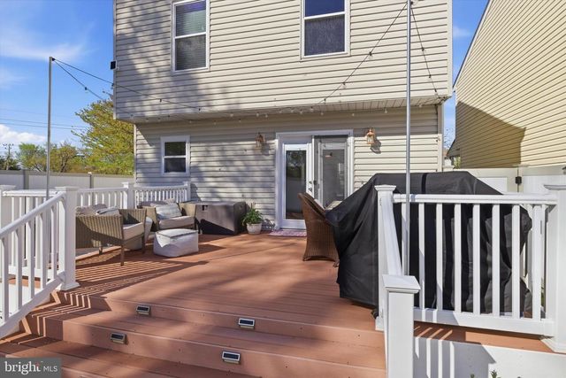 101 COTTAGE GROVE DR, Pasadena, MD 21122