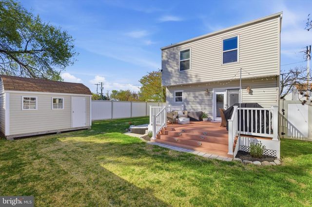 101 COTTAGE GROVE DR, Pasadena, MD 21122