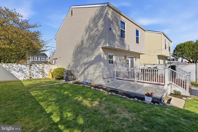 101 COTTAGE GROVE DR, Pasadena, MD 21122