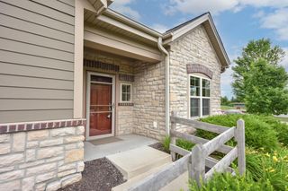 W250N4951 William DRIVE #3, Pewaukee, WI 53072