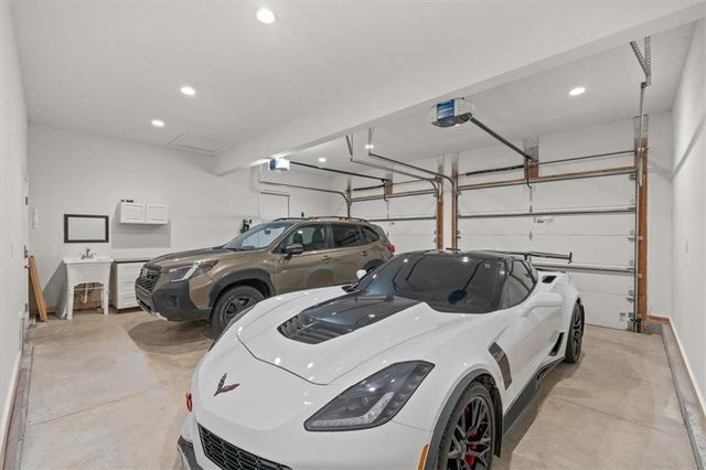 408 NW Rust Court, Grain Valley, MO 64029