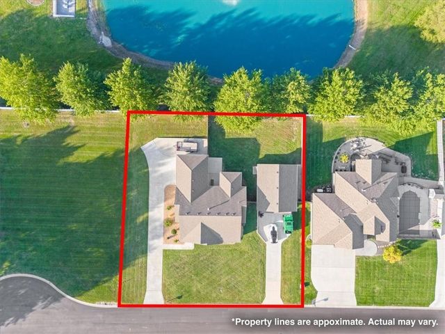 408 NW Rust Court, Grain Valley, MO 64029