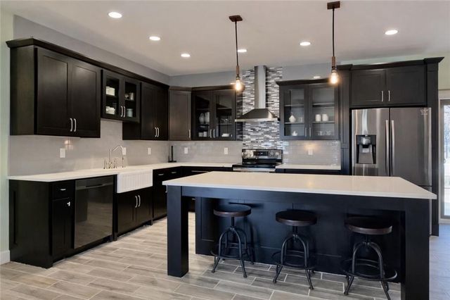 408 NW Rust Court, Grain Valley, MO 64029