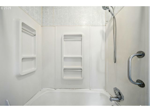 644 S MAIN St, Milton Freewater, OR 97862