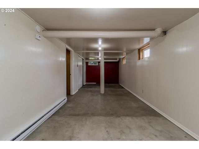 644 S MAIN St, Milton Freewater, OR 97862