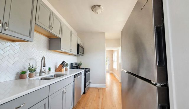 715 Garfield Street, Gary, IN 46404