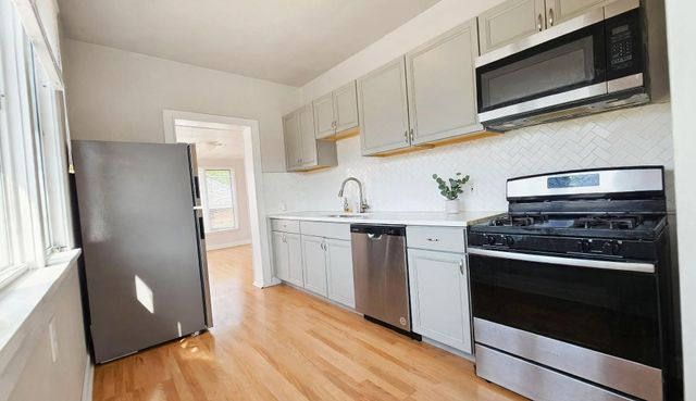 715 Garfield Street, Gary, IN 46404