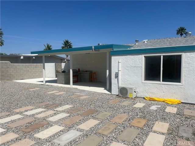 2627 N Cerritos, Palm Springs, CA 92262