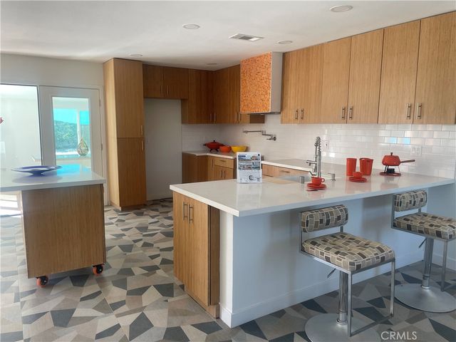 2627 N Cerritos, Palm Springs, CA 92262
