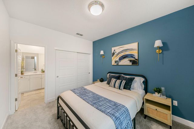 5743 Littlestone St, Sacramento, CA 95835