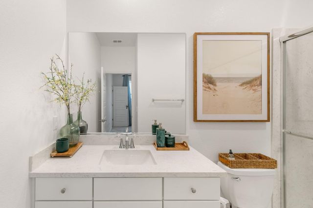 5743 Littlestone St, Sacramento, CA 95835