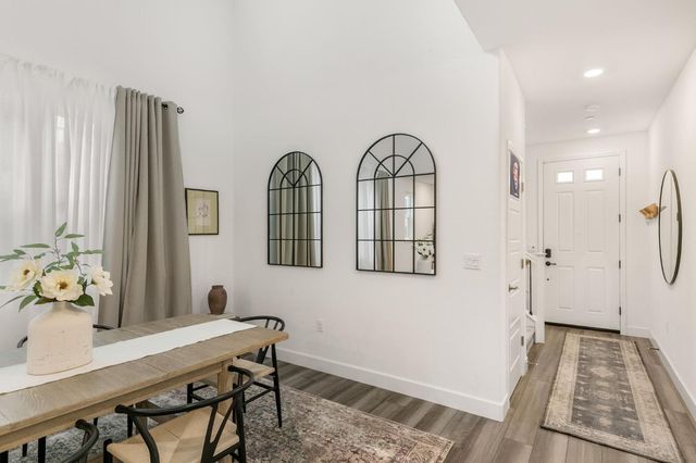 5743 Littlestone St, Sacramento, CA 95835