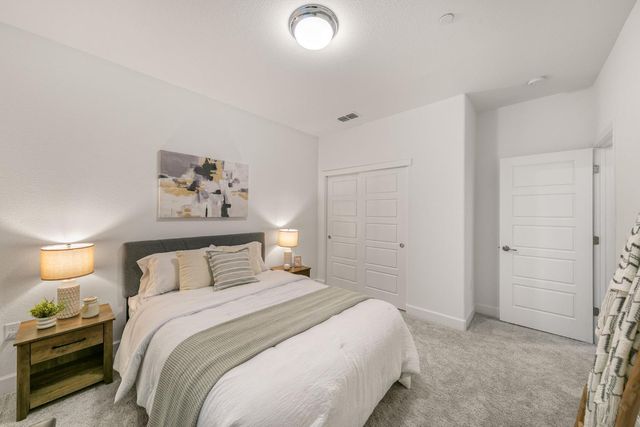 5743 Littlestone St, Sacramento, CA 95835