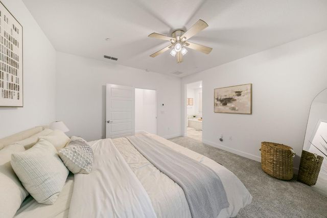 5743 Littlestone St, Sacramento, CA 95835