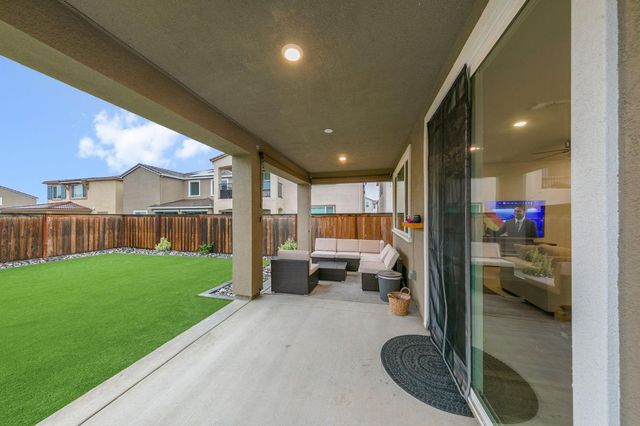 5743 Littlestone St, Sacramento, CA 95835