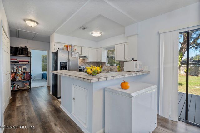 4551 BLOUNT Avenue, Jacksonville, FL 32210