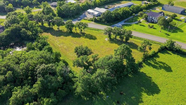 6255 Main Street, Hitchcock, TX 77563