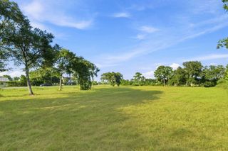 6255 Main Street, Hitchcock, TX 77563