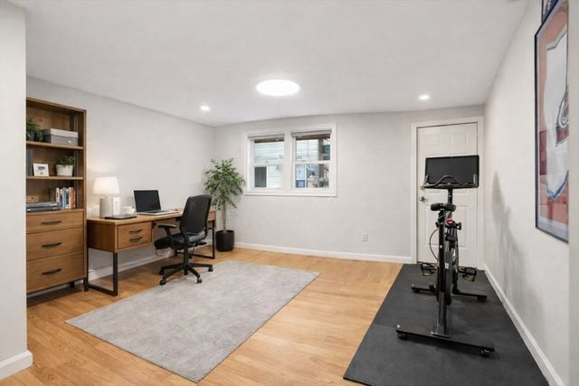 19 Dixfield -, Boston, MA 02127