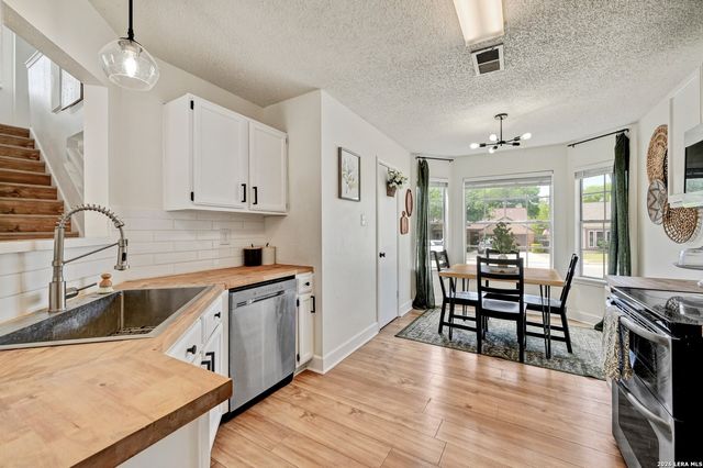 6238 Broadmeadow, San Antonio, TX 78240