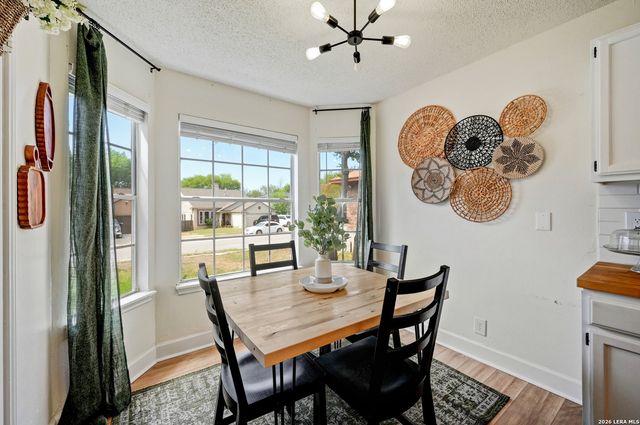 6238 Broadmeadow, San Antonio, TX 78240