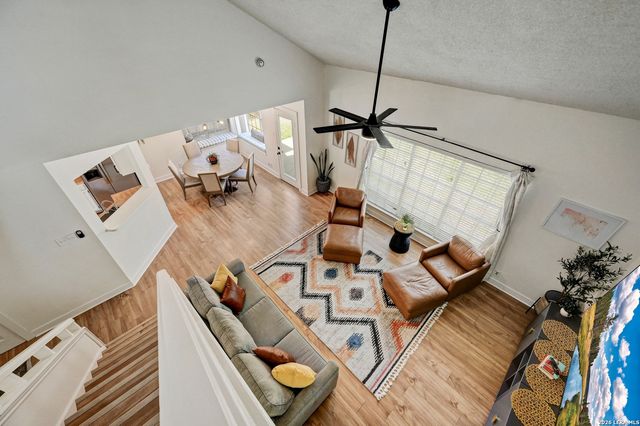 6238 Broadmeadow, San Antonio, TX 78240