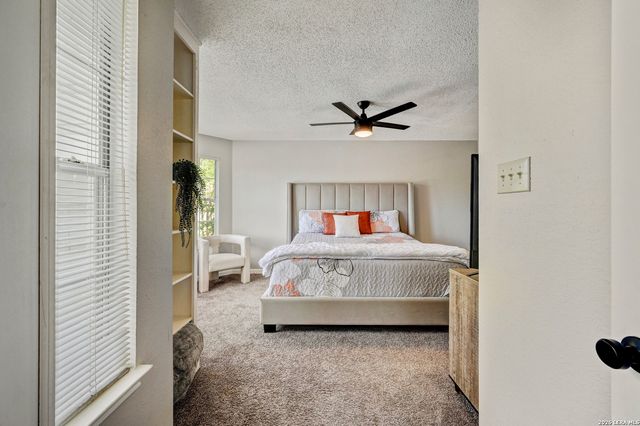 6238 Broadmeadow, San Antonio, TX 78240