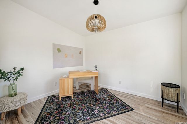 6238 Broadmeadow, San Antonio, TX 78240