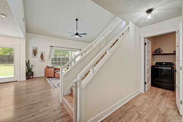 6238 Broadmeadow, San Antonio, TX 78240