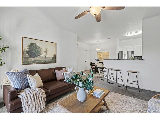 8374 S Holland Way 105, Littleton, CO 80128