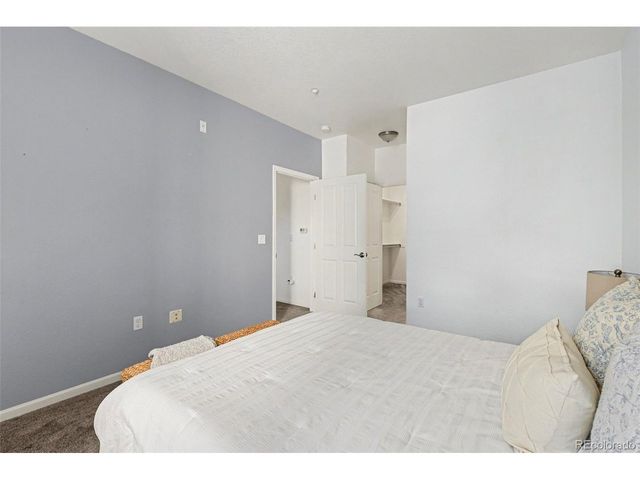 8374 S Holland Way 105, Littleton, CO 80128