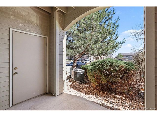 8374 S Holland Way 105, Littleton, CO 80128