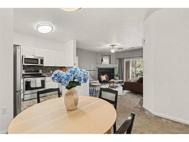 8374 S Holland Way 105, Littleton, CO 80128