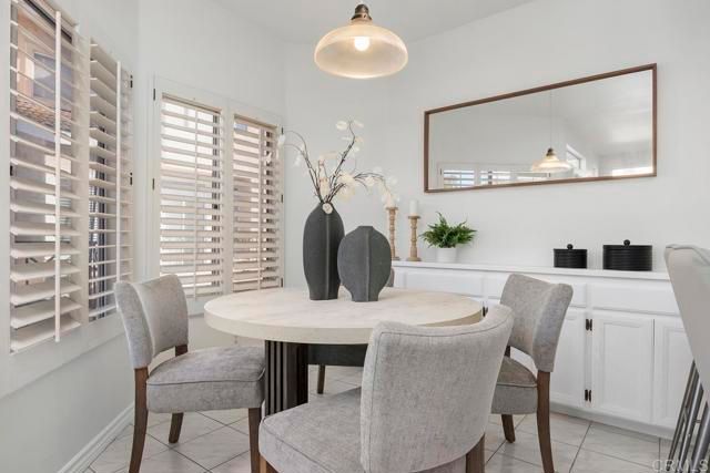 7122 Calabria Ct E, San Diego, CA 92122