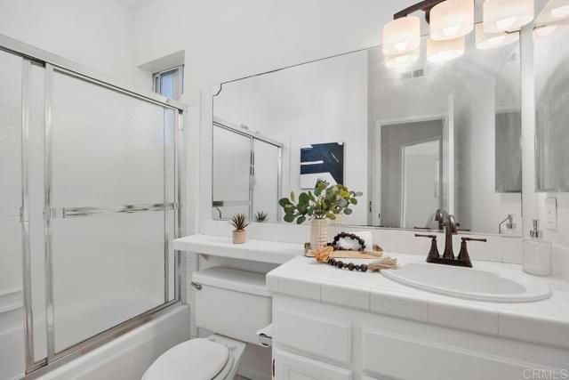 7122 Calabria Ct E, San Diego, CA 92122