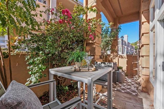 7122 Calabria Ct E, San Diego, CA 92122